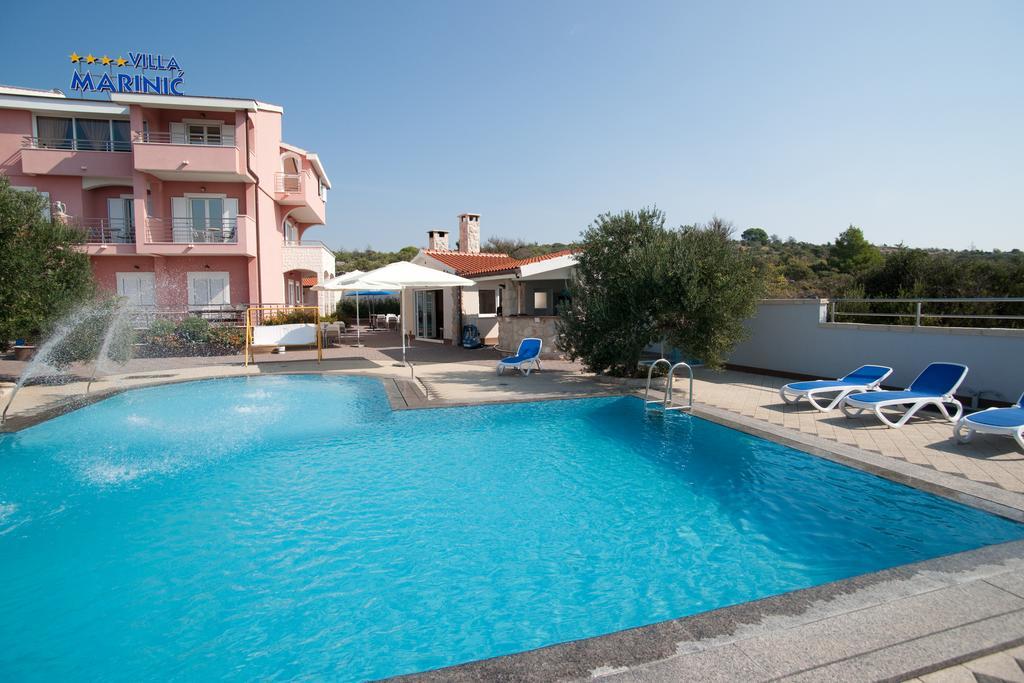 Apartments Marinic Primosten Bagian luar foto